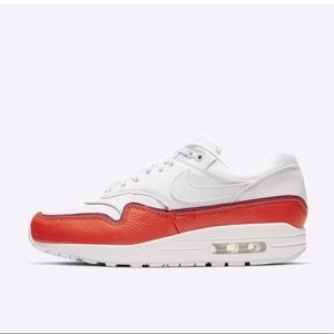 Nike women’s air max se 1